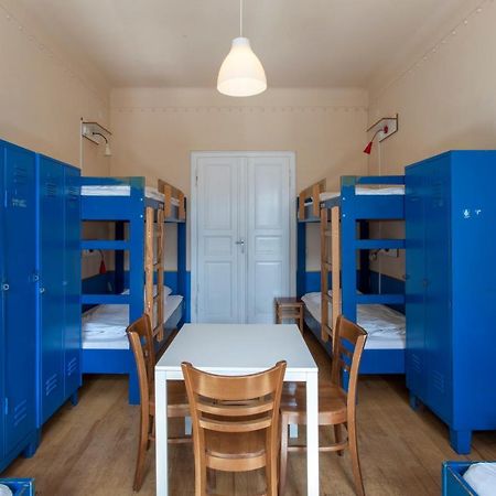 Hostel Mondpalast Дрезден Екстериор снимка