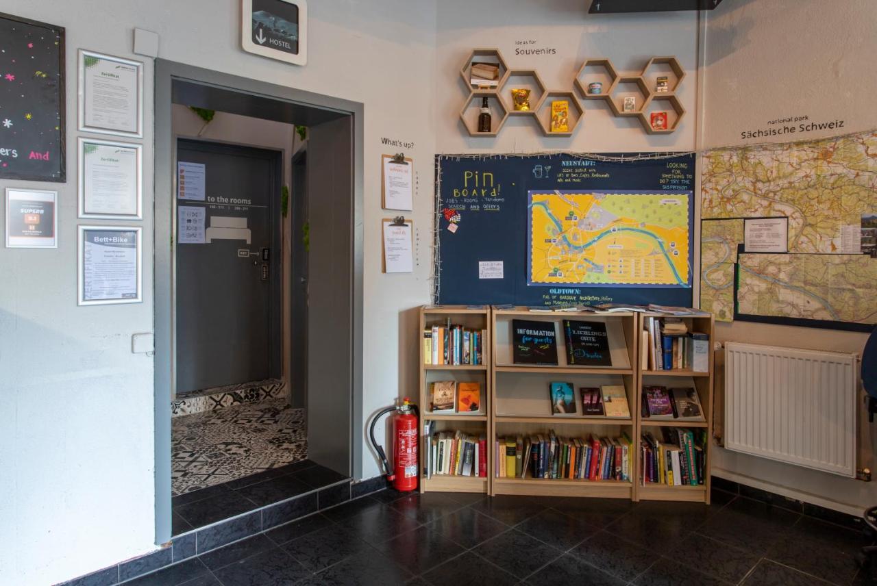 Hostel Mondpalast Дрезден Екстериор снимка