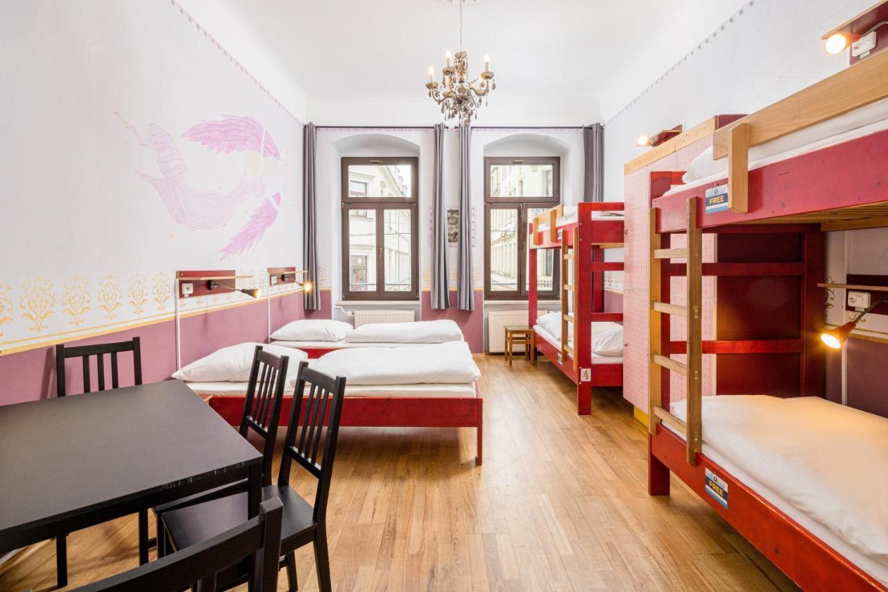 Hostel Mondpalast Дрезден Екстериор снимка
