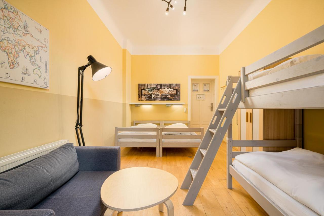 Hostel Mondpalast Дрезден Екстериор снимка