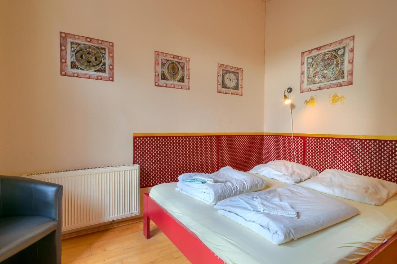 Hostel Mondpalast Дрезден Екстериор снимка