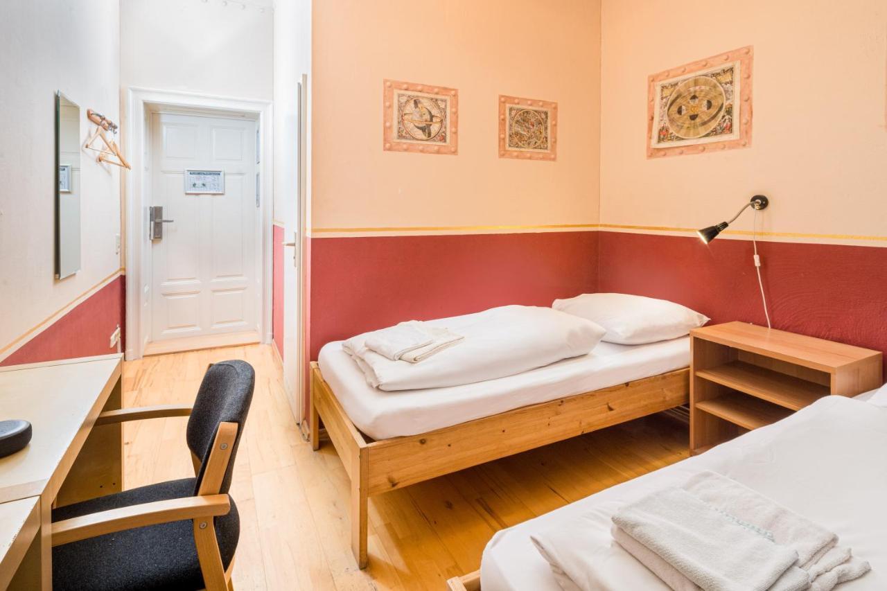 Hostel Mondpalast Дрезден Екстериор снимка