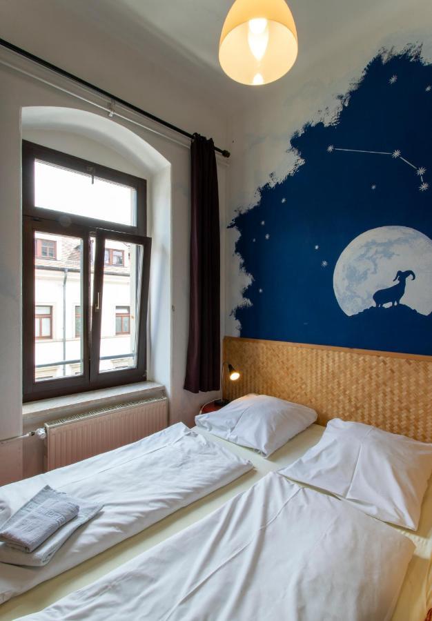 Hostel Mondpalast Дрезден Екстериор снимка