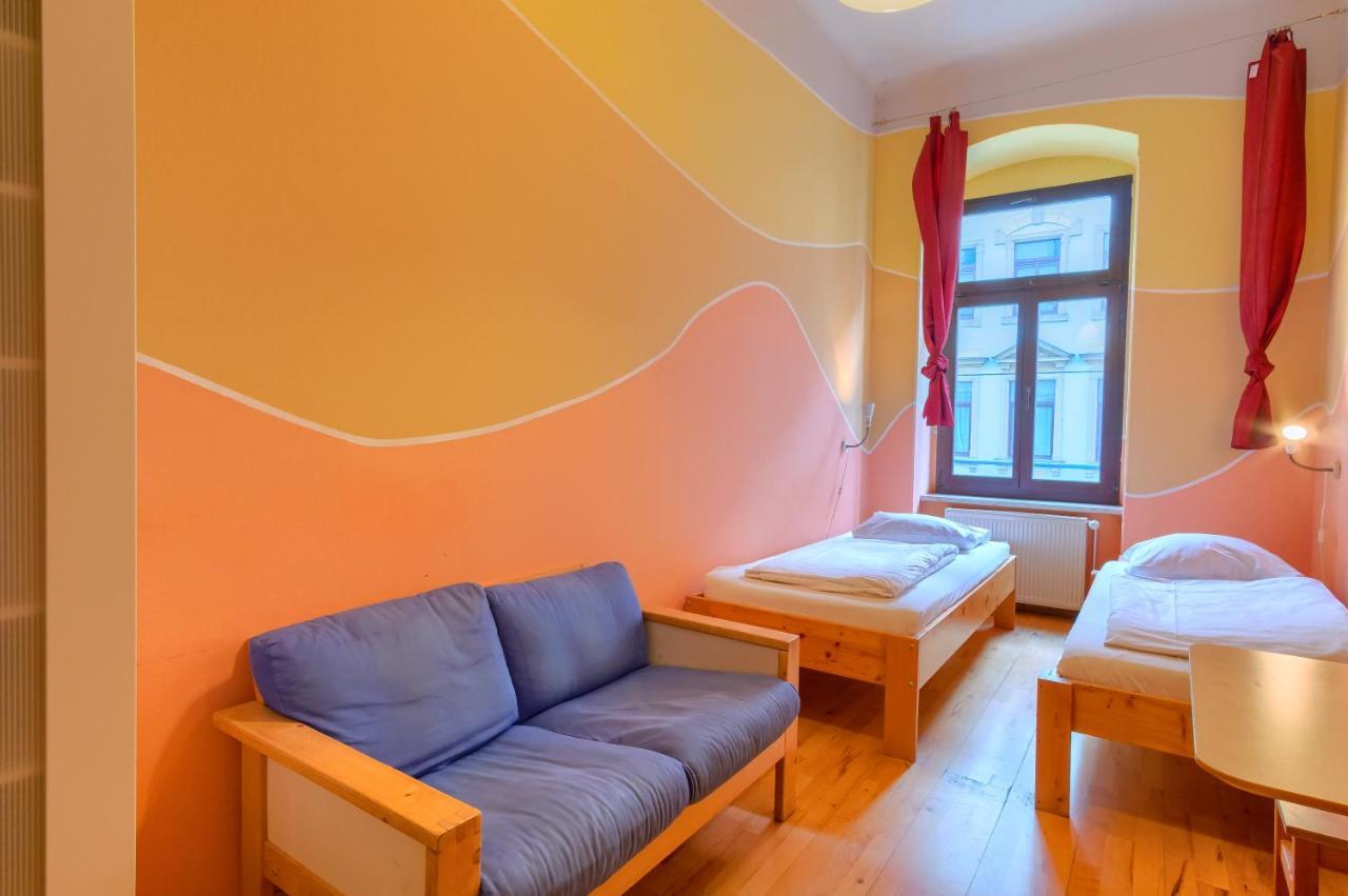 Hostel Mondpalast Дрезден Екстериор снимка