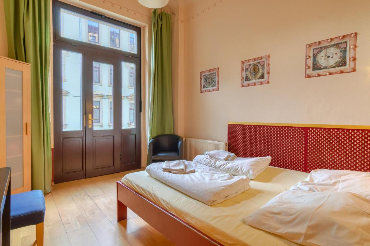 Hostel Mondpalast Дрезден Екстериор снимка