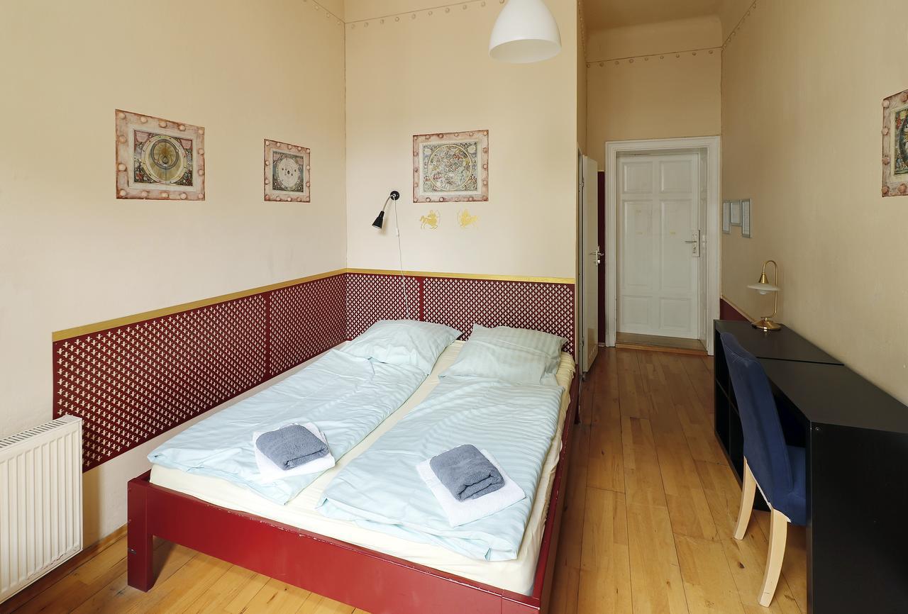 Hostel Mondpalast Дрезден Екстериор снимка