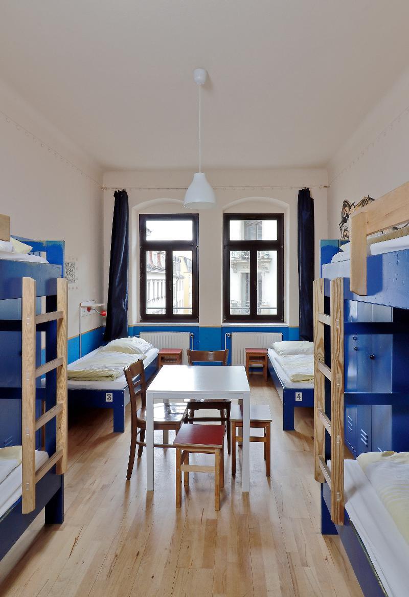 Hostel Mondpalast Дрезден Екстериор снимка